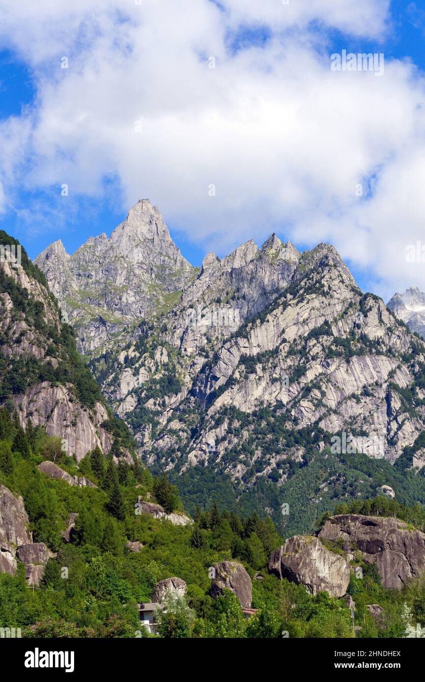 Italia, Lombardia, Valtellina, Val Masino Foto Stock
