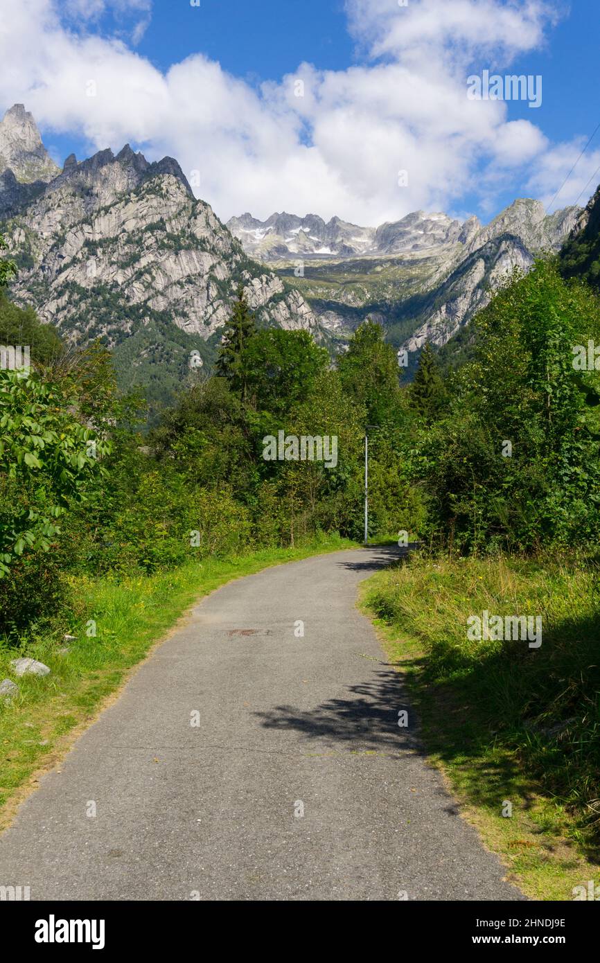Italia, Lombardia, Valtellina, Val Masino Foto Stock