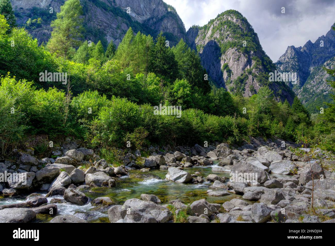 Italia, Lombardia, Valtellina, Val Masino Foto Stock