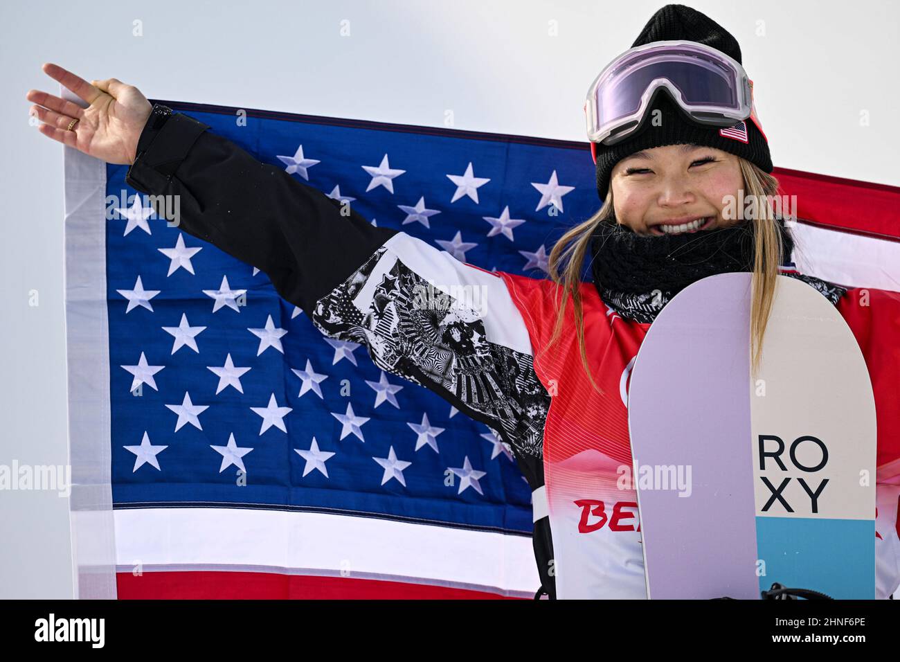 KIM Chloe (USA), 10 FEBBRAIO 2022 - Snowboarding : cerimonia dei fiori di malfpipe delle donne durante i Giochi Olimpici invernali di Pechino 2022 al Genting Snow Park Foto Stock