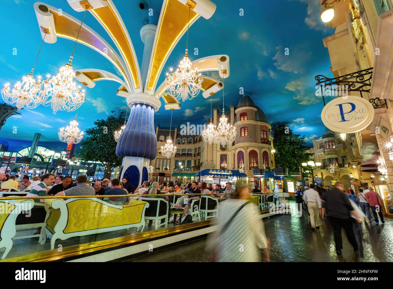 Las Vegas, AGO 6 2015 - Vista interna del casinò di Parigi Foto Stock