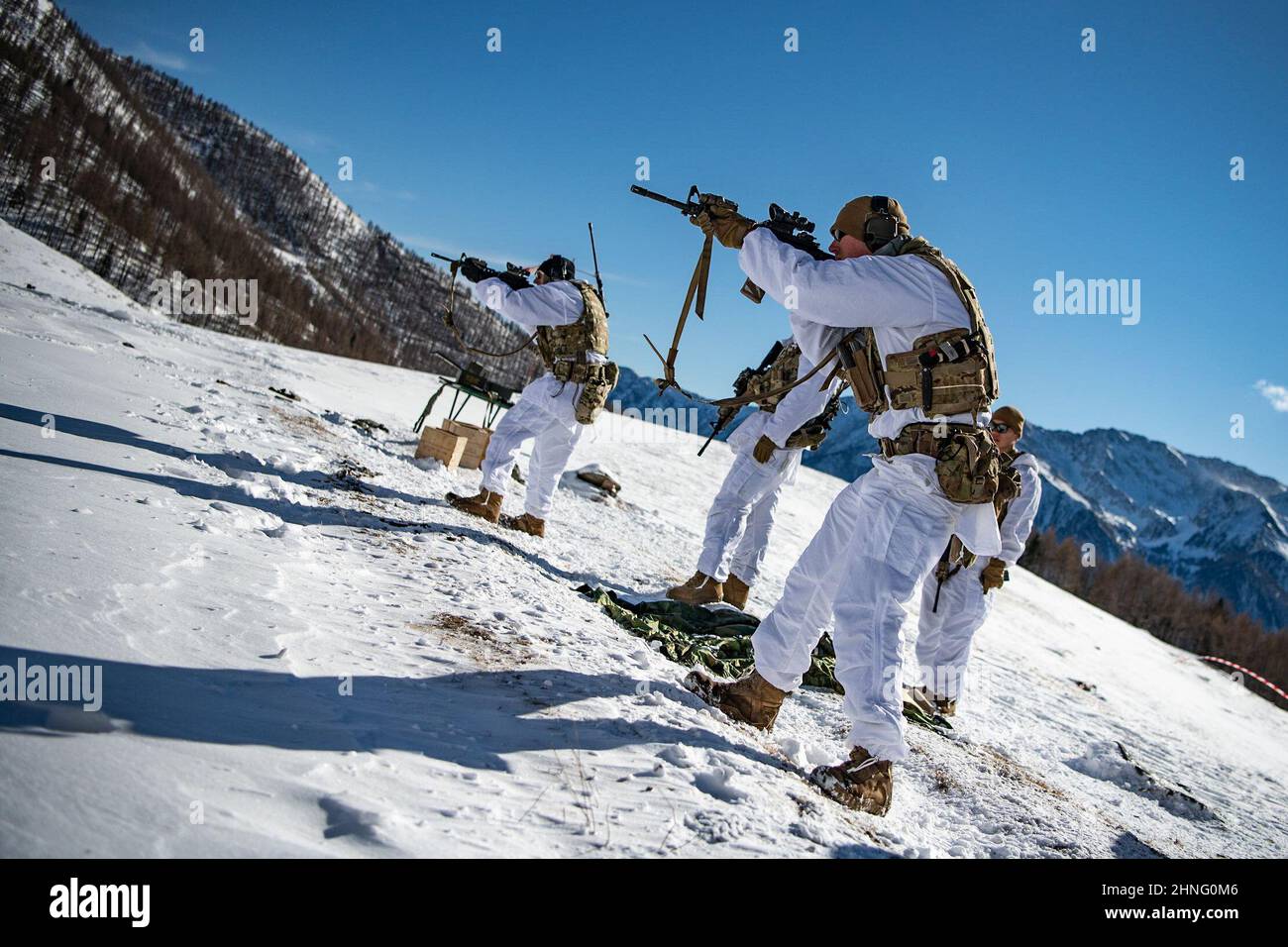 Mountain and arctic warfare immagini e fotografie stock ad alta risoluzione  - Alamy