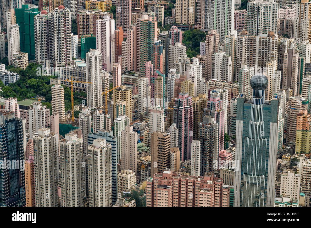 Aereo da elicottero che mostra gli alti blocchi residenziali di Sheung WAN, Sai Ying Pun e Mid-level, Hong Kong Island, nel 2008 Foto Stock