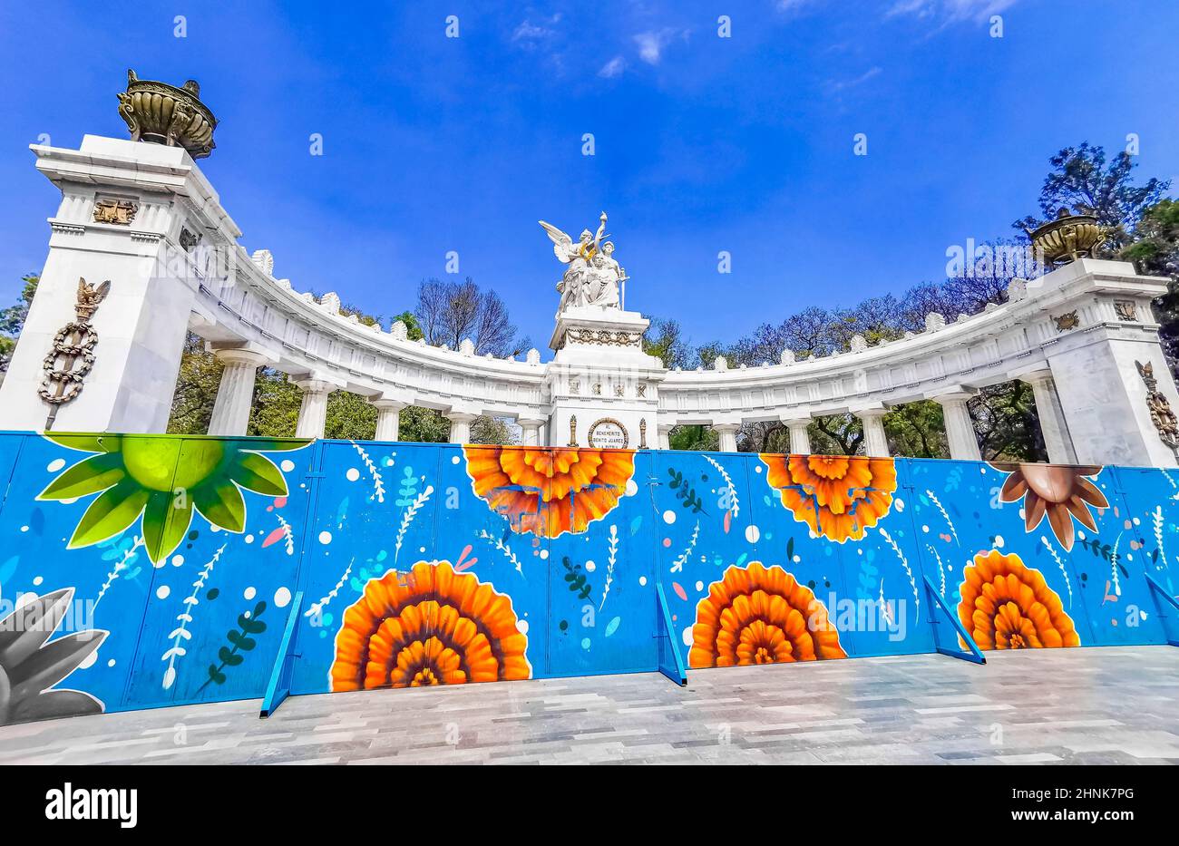 Hemiciclo a Benito Juárez Città del Messico chiuso a causa di Coronavirus. Foto Stock