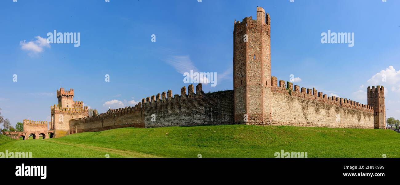 Le mura della città di Montagnana Foto Stock