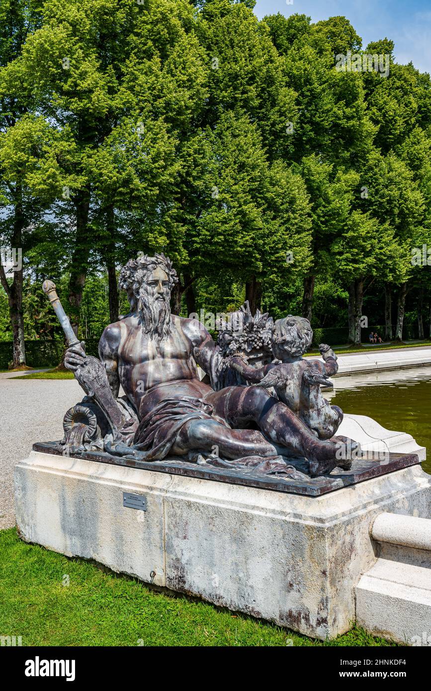 Statua e Fontana in Herrenchiemsee Foto Stock