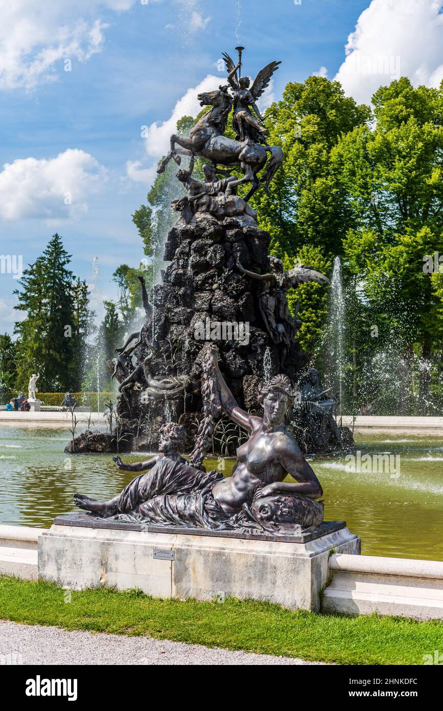 Statua e Fontana in Herrenchiemsee Foto Stock