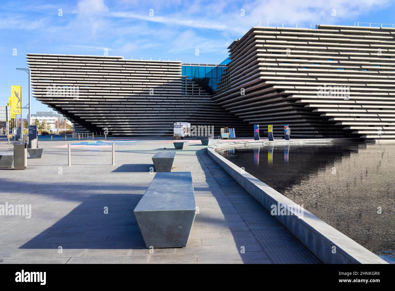 Dundee V&A Dundee Design Museum of Scotland Dundee Waterfront Dundee Riverside Esplanade Dundee Scotland GB Europe Foto Stock