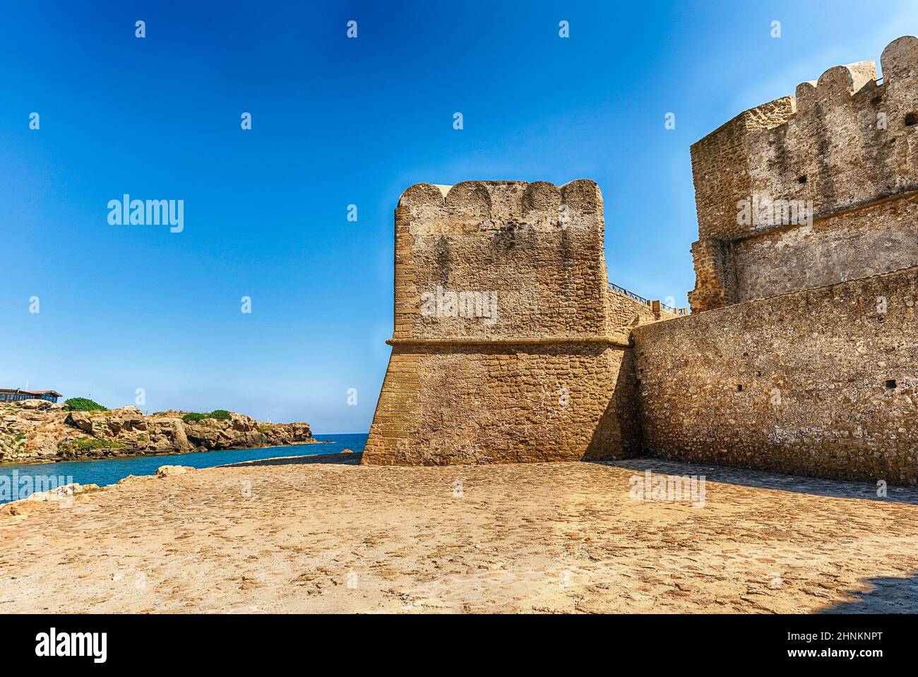 Veduta del Castello Aragonese, Isola di Capo Rizzuto, Italia Foto Stock