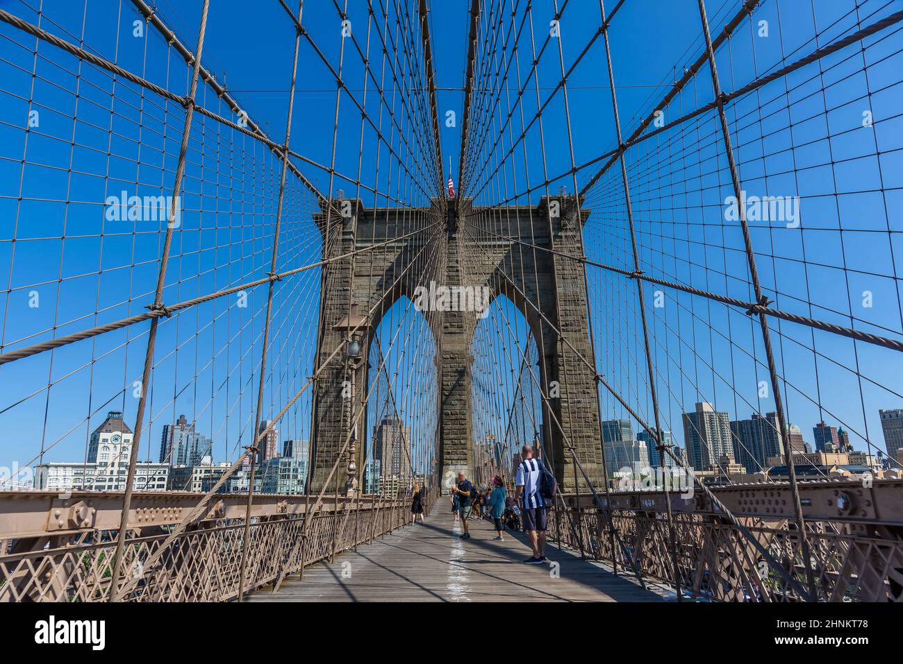 Ponte di Brooklyn, uno dei più antichi ponti di carreggiata, che collega Brooklyn a Manhattan Foto Stock