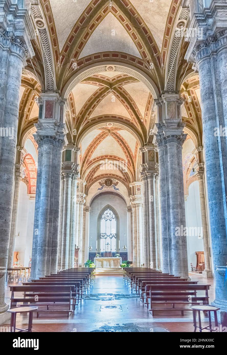 Interno della suggestiva Cattedrale di Pienza, Toscana, Italia Foto Stock