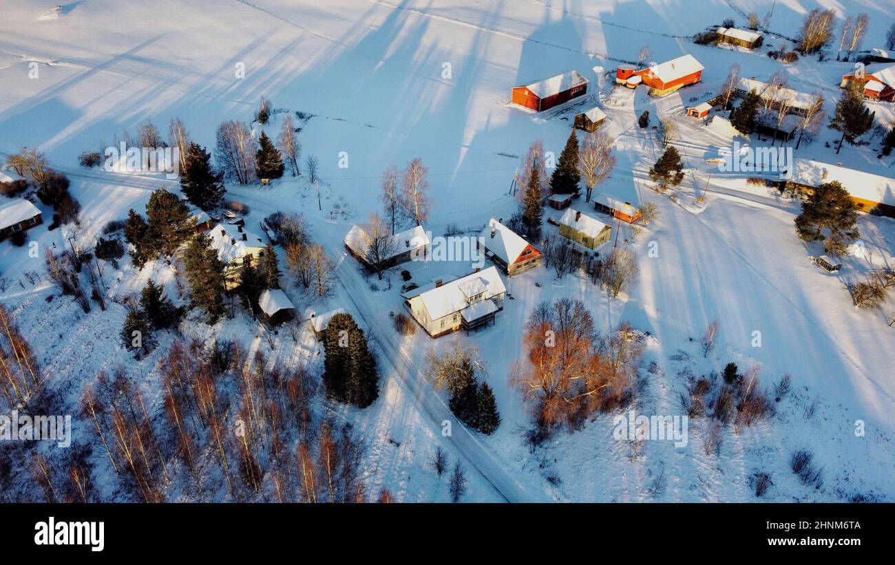 Lavikanlahti a Savitaipal al Lago Saimaa il 1 gennaio girato con un drone a mezzogiorno Foto Stock