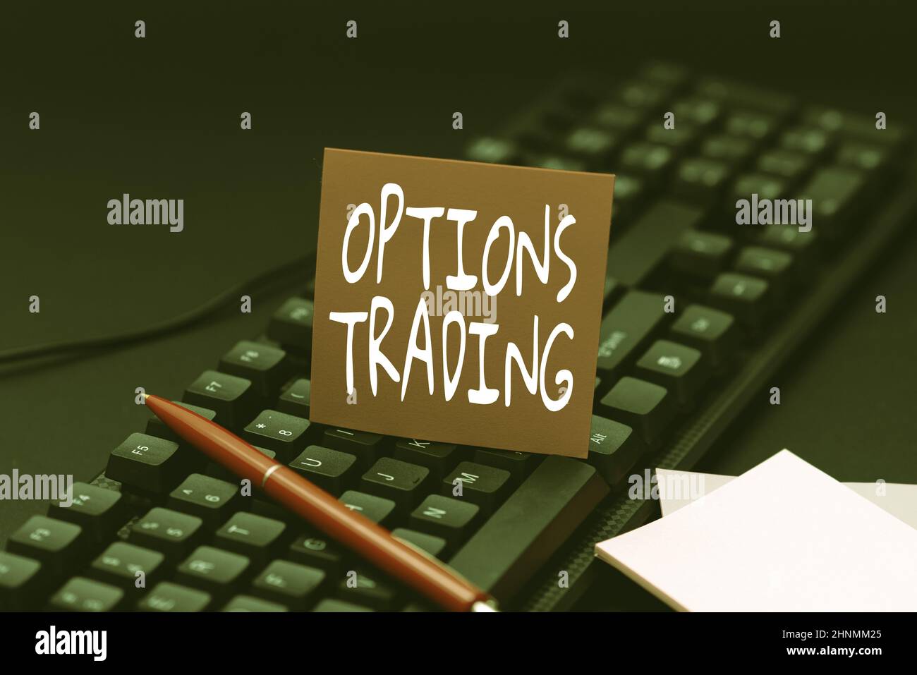 Didascalia testo Presentazione Opzioni Trading, Business Mostra diverse opzioni per far spargere merci o servizi in tutto il mondo digitando Lista nomi membri online Foto Stock