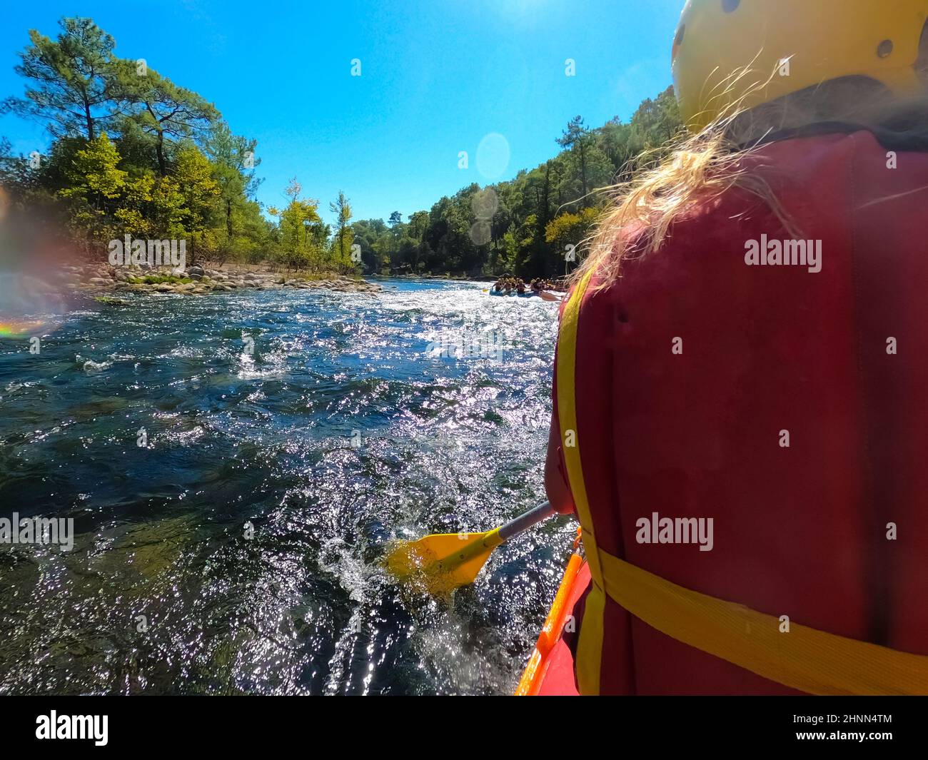 Rafting sulle rapide del fiume Manavgat a Koprulu Canyon, Turchia. Foto Stock