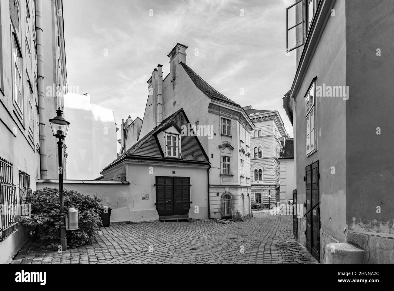 vecchi edifici nel primo distretto di vienna Foto Stock
