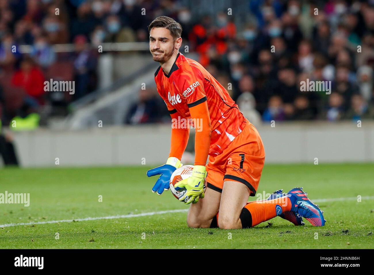 BARCELLONA, SPAGNA - FEBBRAIO 17: Portiere Alex Meret della SSC Napoli durante la partita della UEFA Europa League tra il FC Barcellona e la SSC Napoli al Camp Nou il 17 Febbraio 2022 a Barcellona, Spagna (Foto di DAX Images/Orange Pictures) Foto Stock