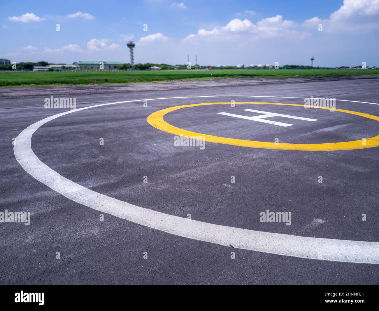 Parcheggio privato in elicottero all'aeroporto Foto Stock