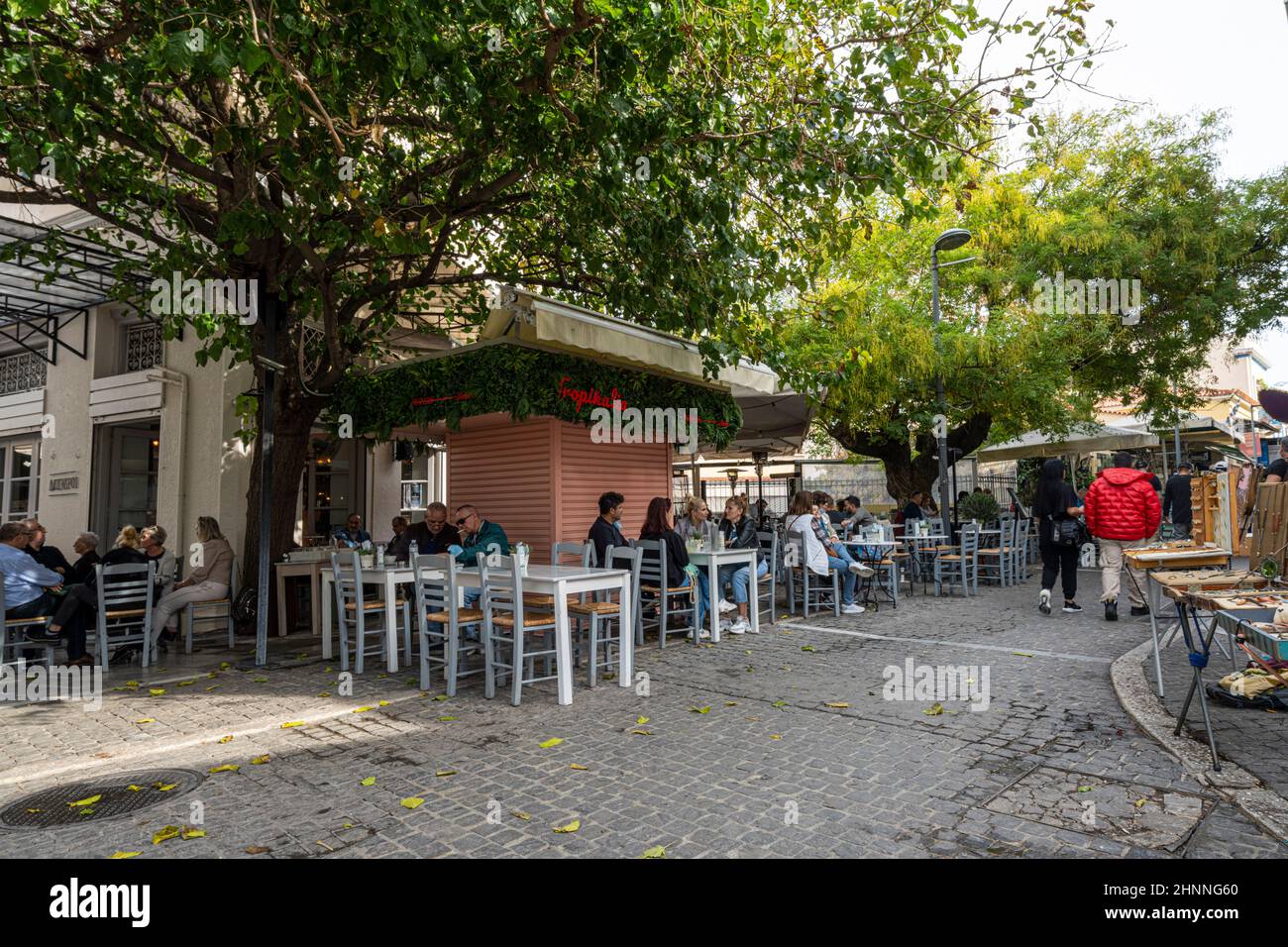 Trattorie tipiche all'aperto ad Atene, in Grecia Foto Stock