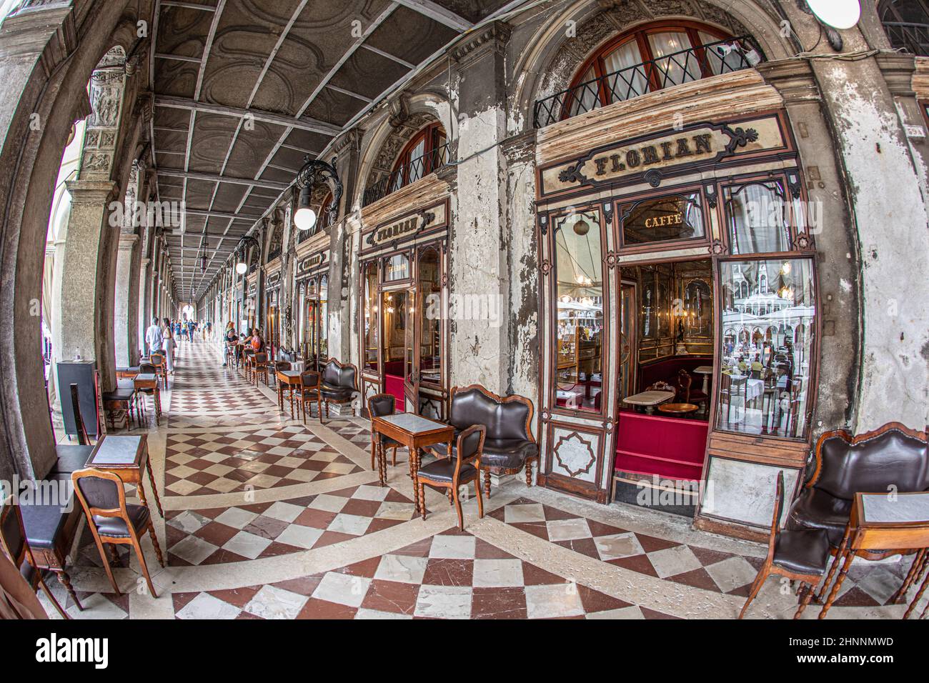 Il leggendario Café Florian in Piazza di San Marco Foto Stock