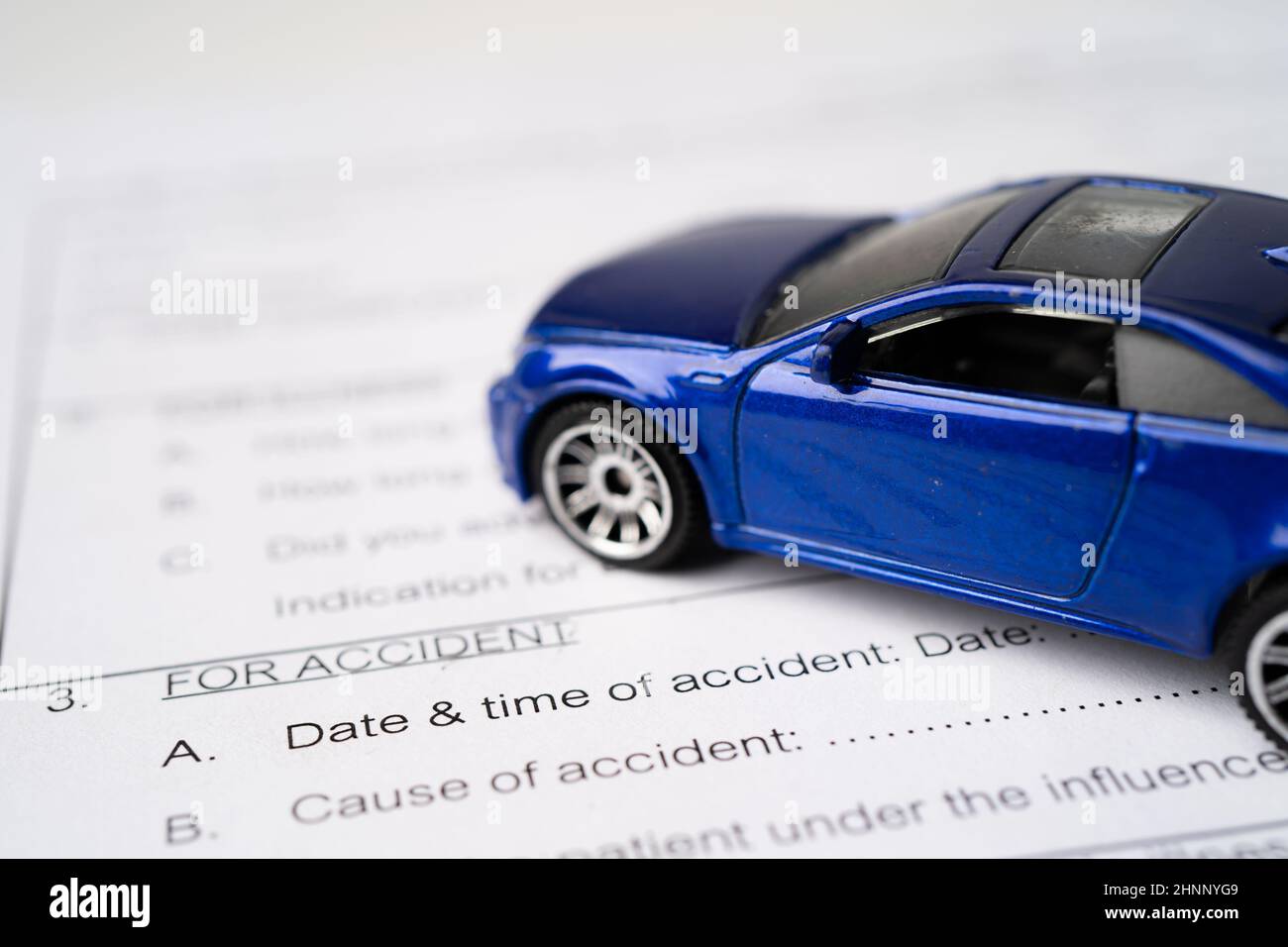 Auto su assicurazione reclamo auto incidente forma sfondo, prestito auto, Finanza, risparmio di denaro, assicurazione e concetti tempo di leasing. Foto Stock