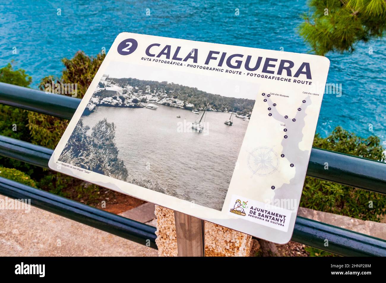 Cartello stradale fotografico Calo Busques Boira Cala Figuera Mallorca Spagna. Foto Stock
