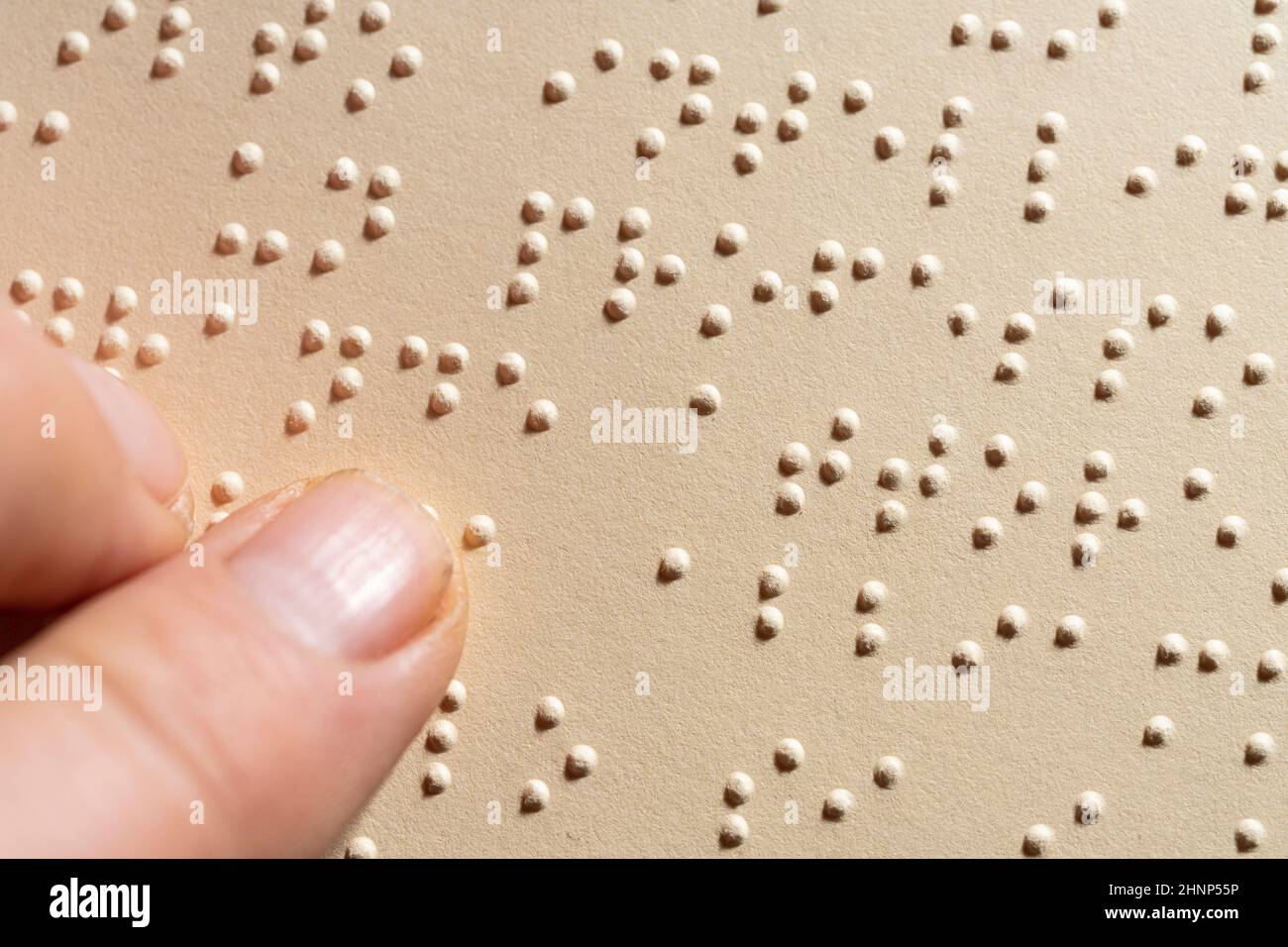 Pagina del libro dell'alfabeto Braille Foto Stock