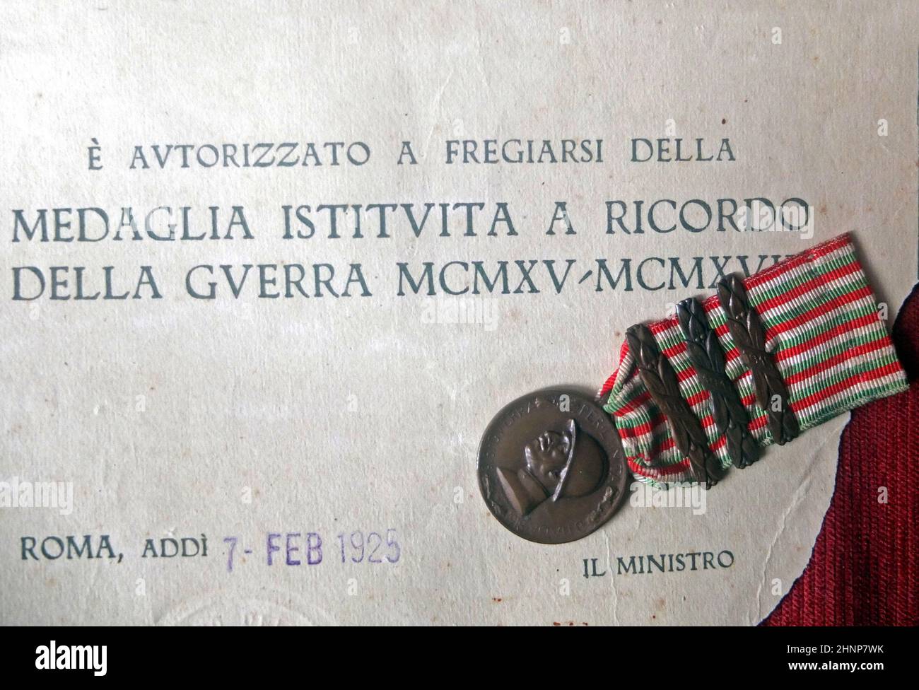 L'italiano prima guerra mondiale 1915-1918 commemorative medaglia di bronzo Foto Stock