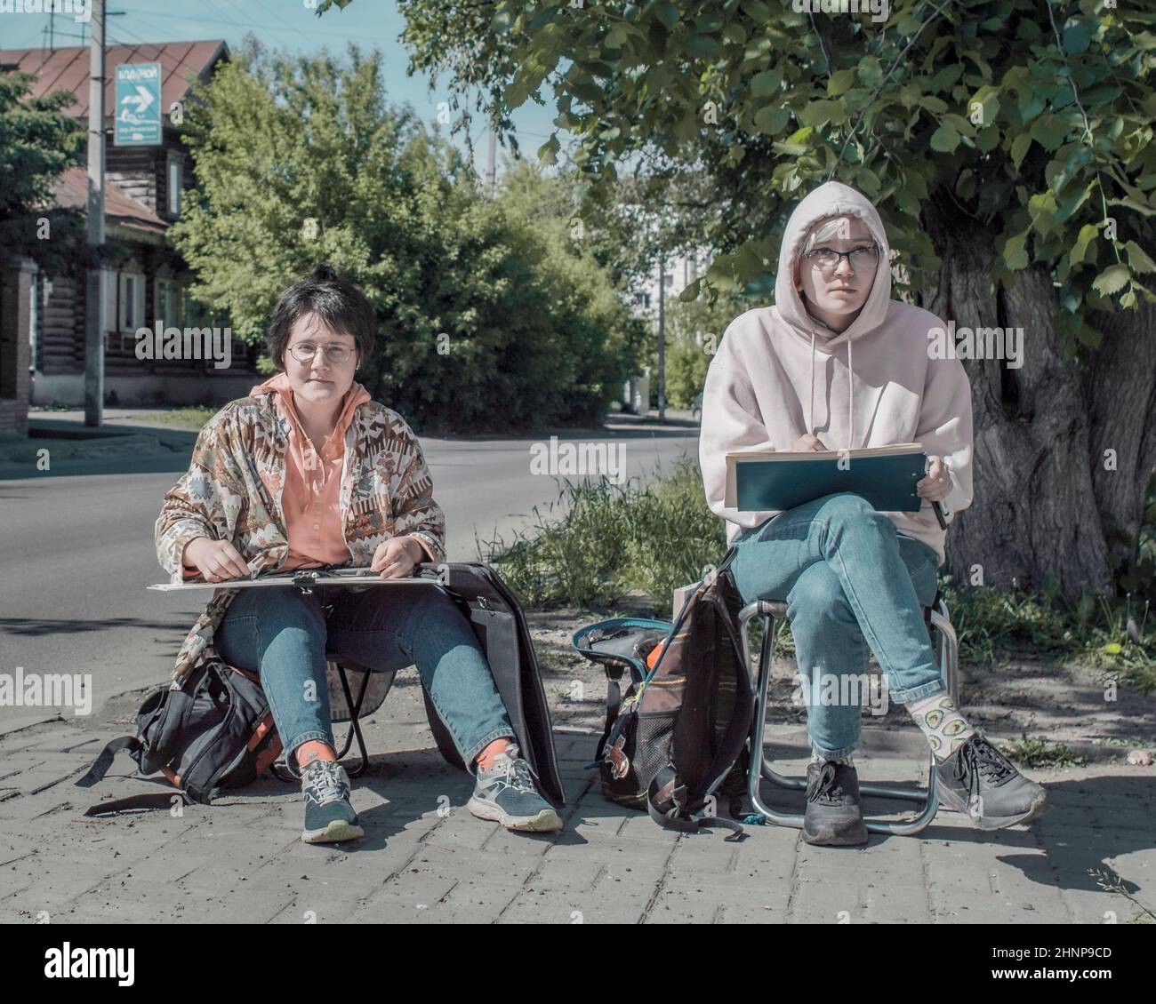 15th del 2019 giugno, Russia, Tomsk, due artisti in strada Foto Stock