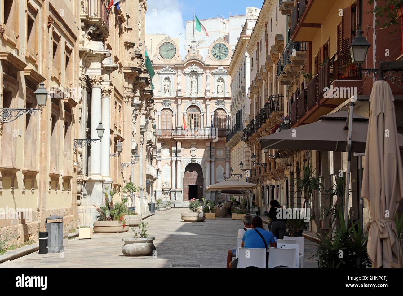 Scorcio del centro storico di Trapani in Sicilia Foto Stock