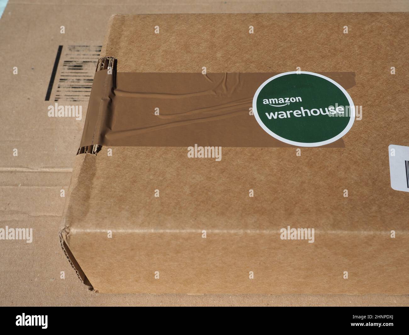 Amazon Warehouse offre grandi offerte su prodotti usati di qualità usati in scatola aperta o usati Foto Stock