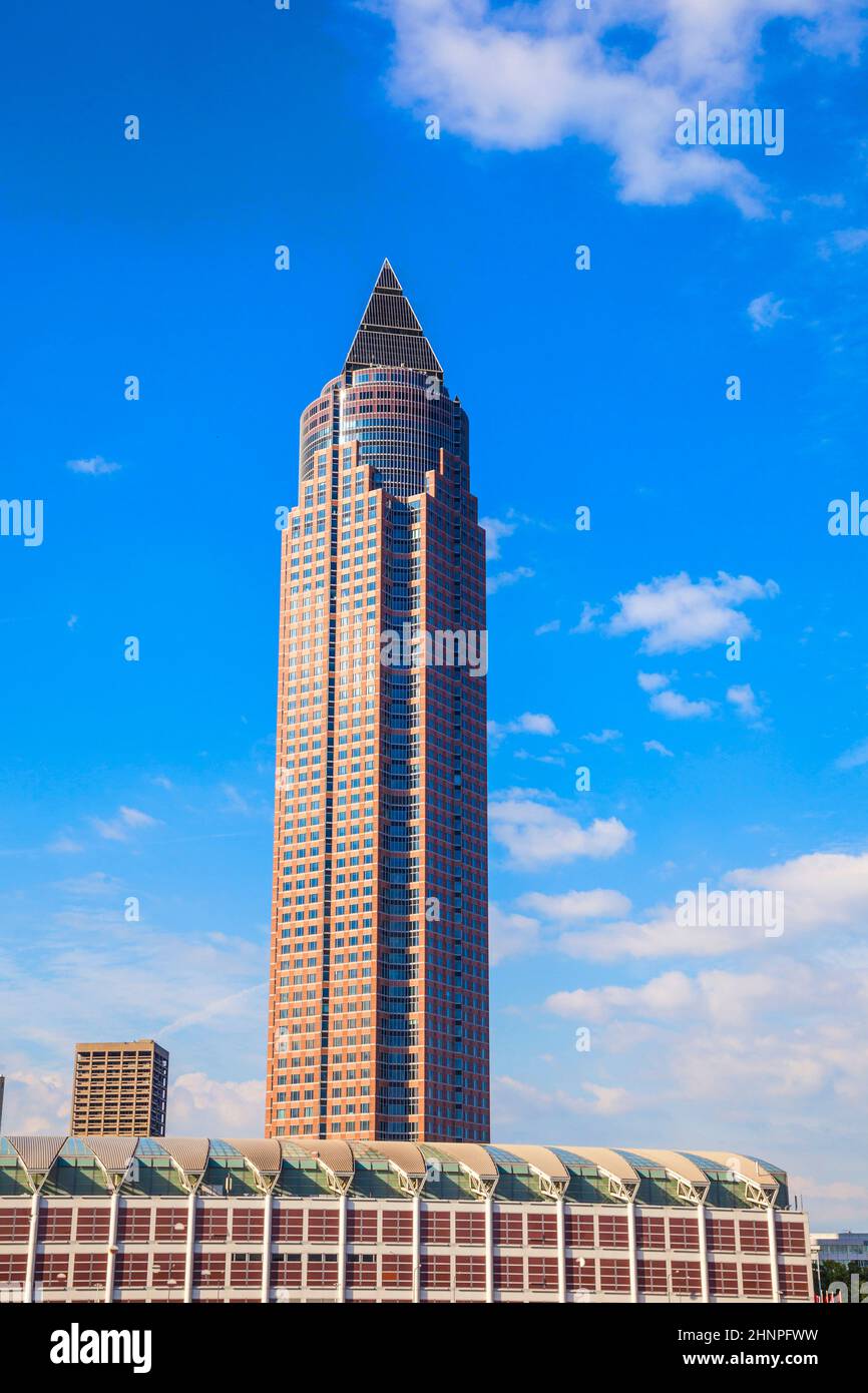 Messeturm - Torre della Fiera di Francoforte Foto Stock