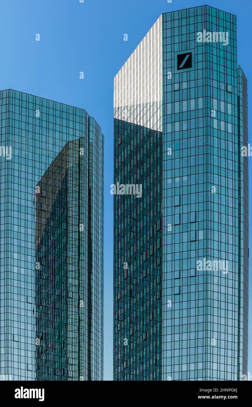 torri gemelle Deutsche Bank i e II a Francoforte. Foto Stock