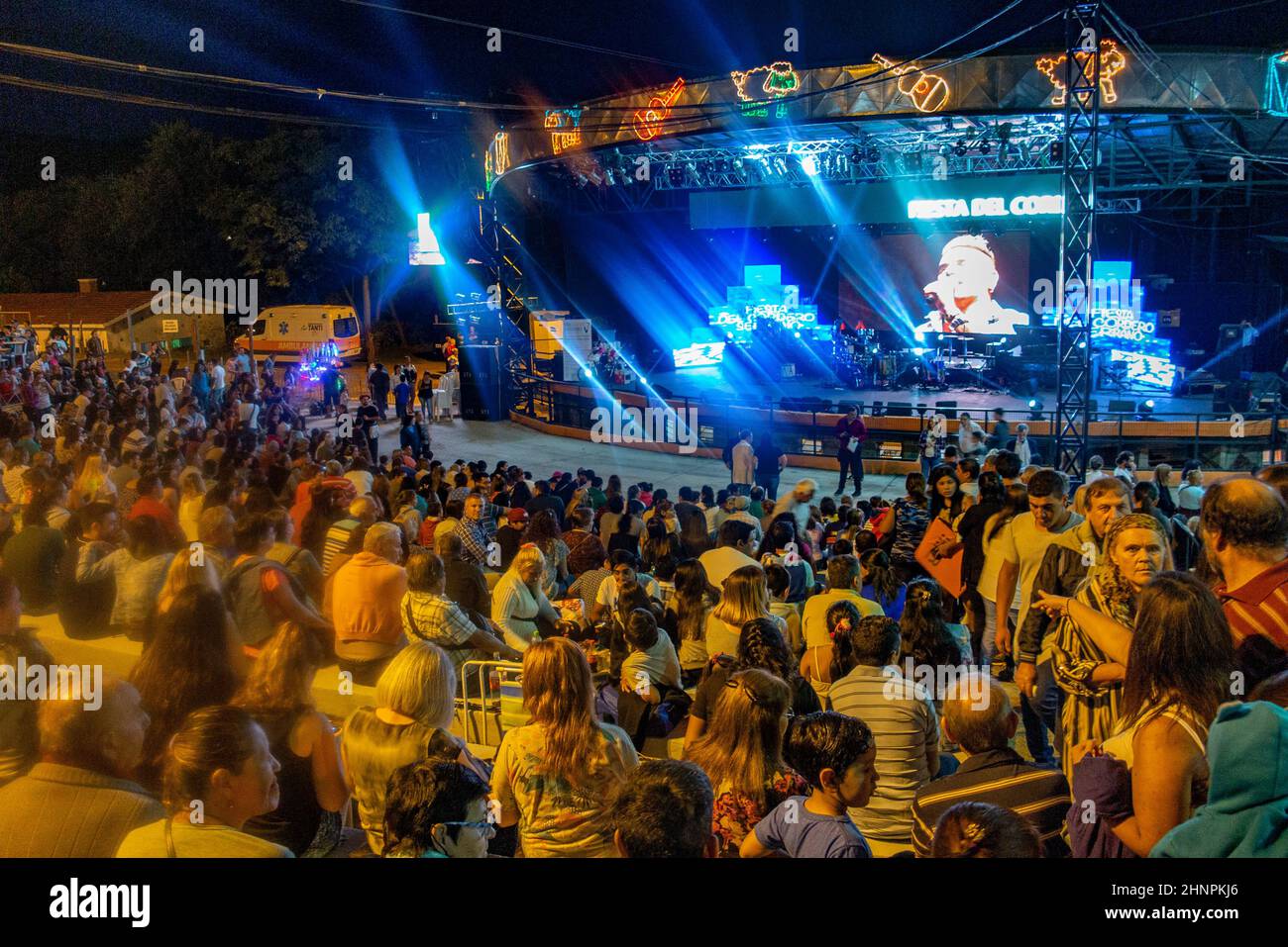 La gente gode il famoso festival annuale de Cordero Serrano in Argentina Foto Stock