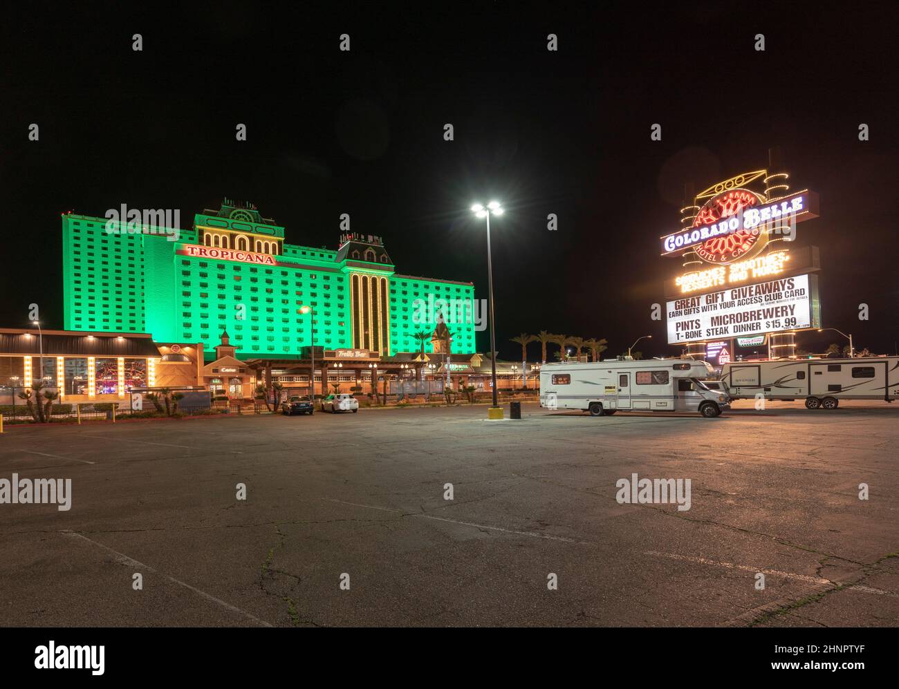 Vista notturna della città gioco d'azzardo Laughlin. Foto Stock