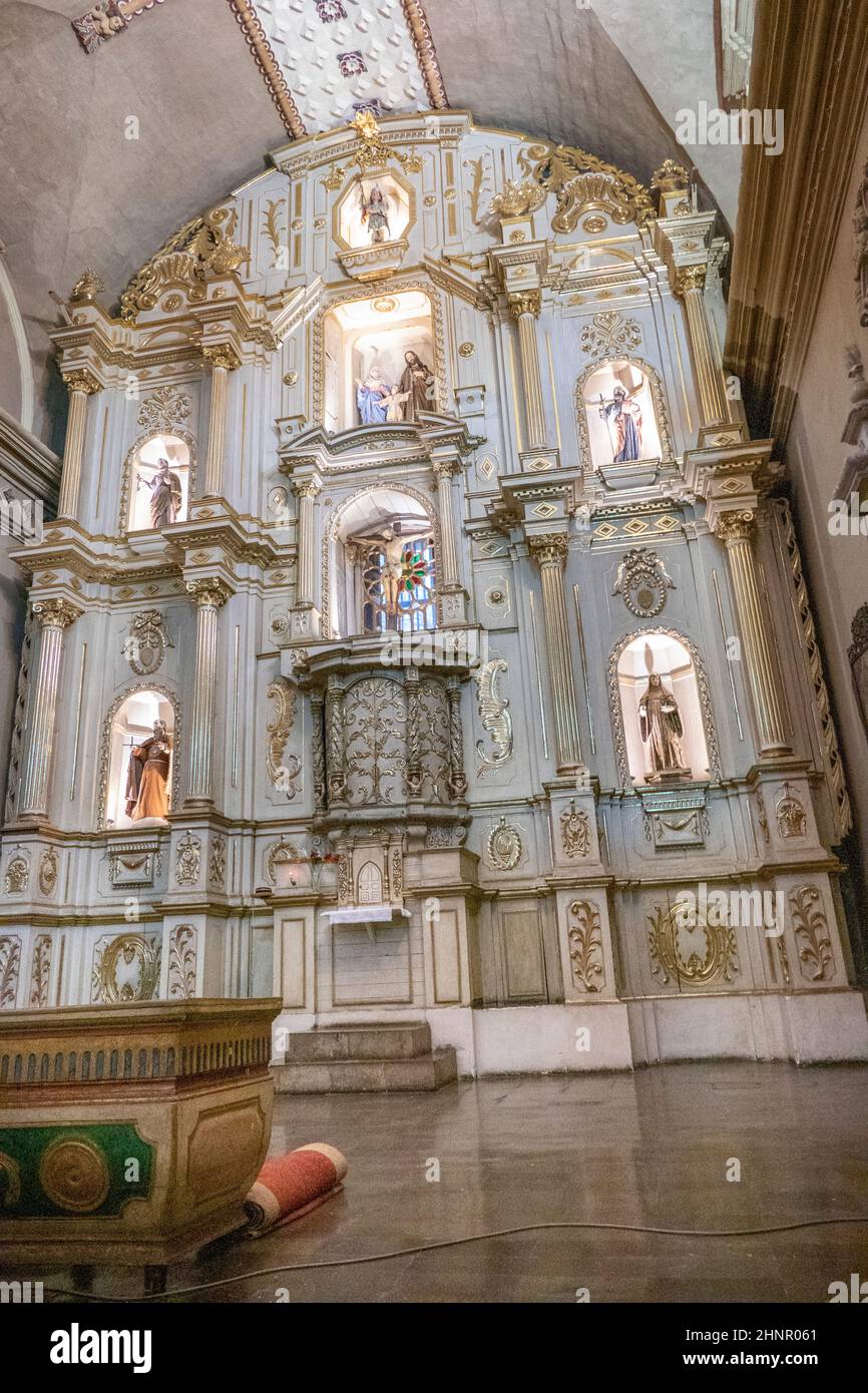 chiesa di San Francisco a Cayamarca in tipico barocco andino Foto Stock