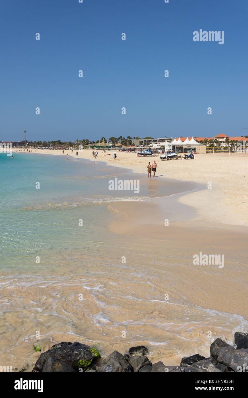 Vista sulla spiaggia, Praia Santa Maria, Santa Maria, SAL, República de Cabo (Capo Verde) Foto Stock
