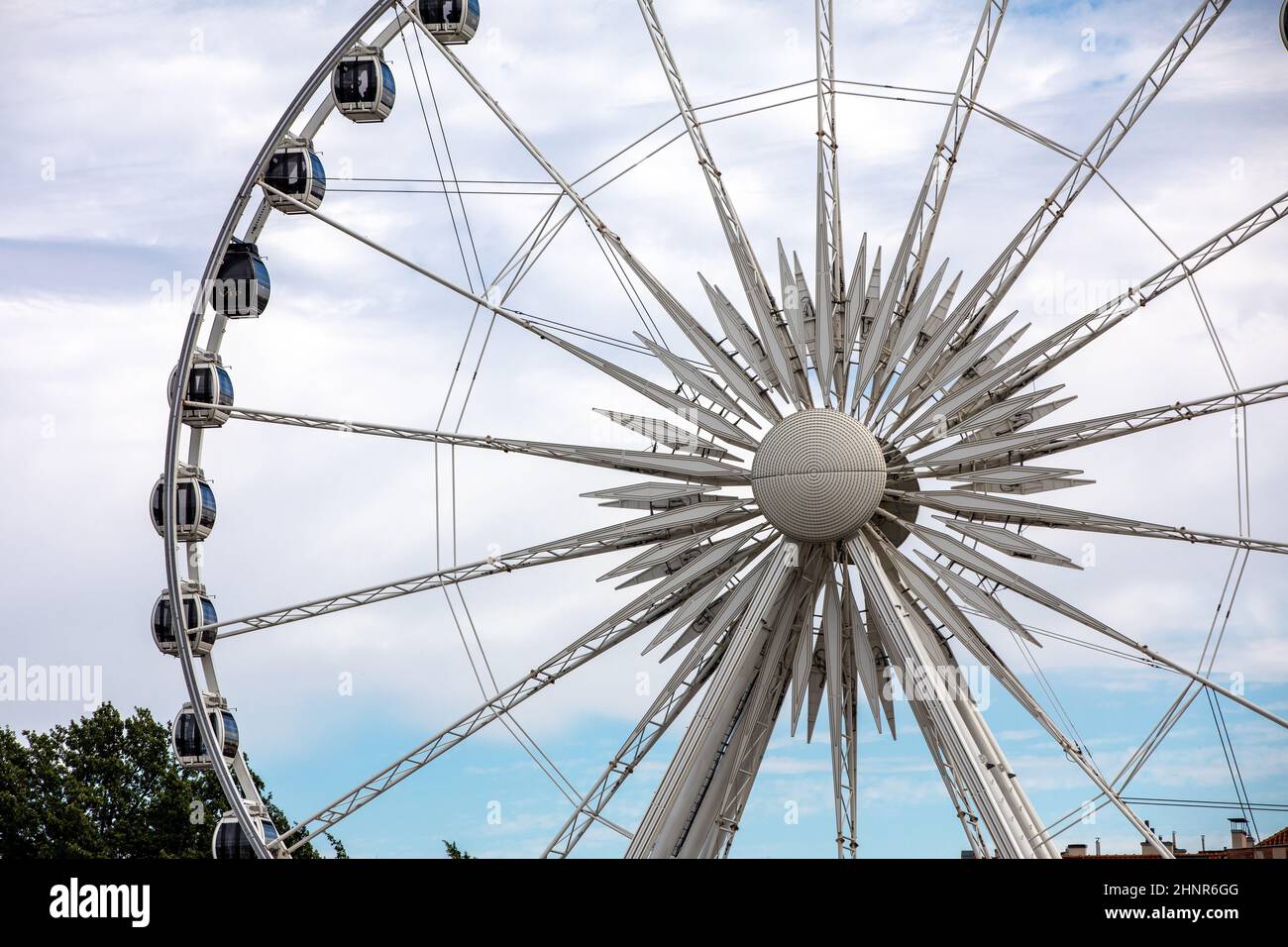 Gdansk, Polonia - 9 settembre 2020: Ruota panoramica sull'isola di Granary a Gdansk, Polonia Foto Stock