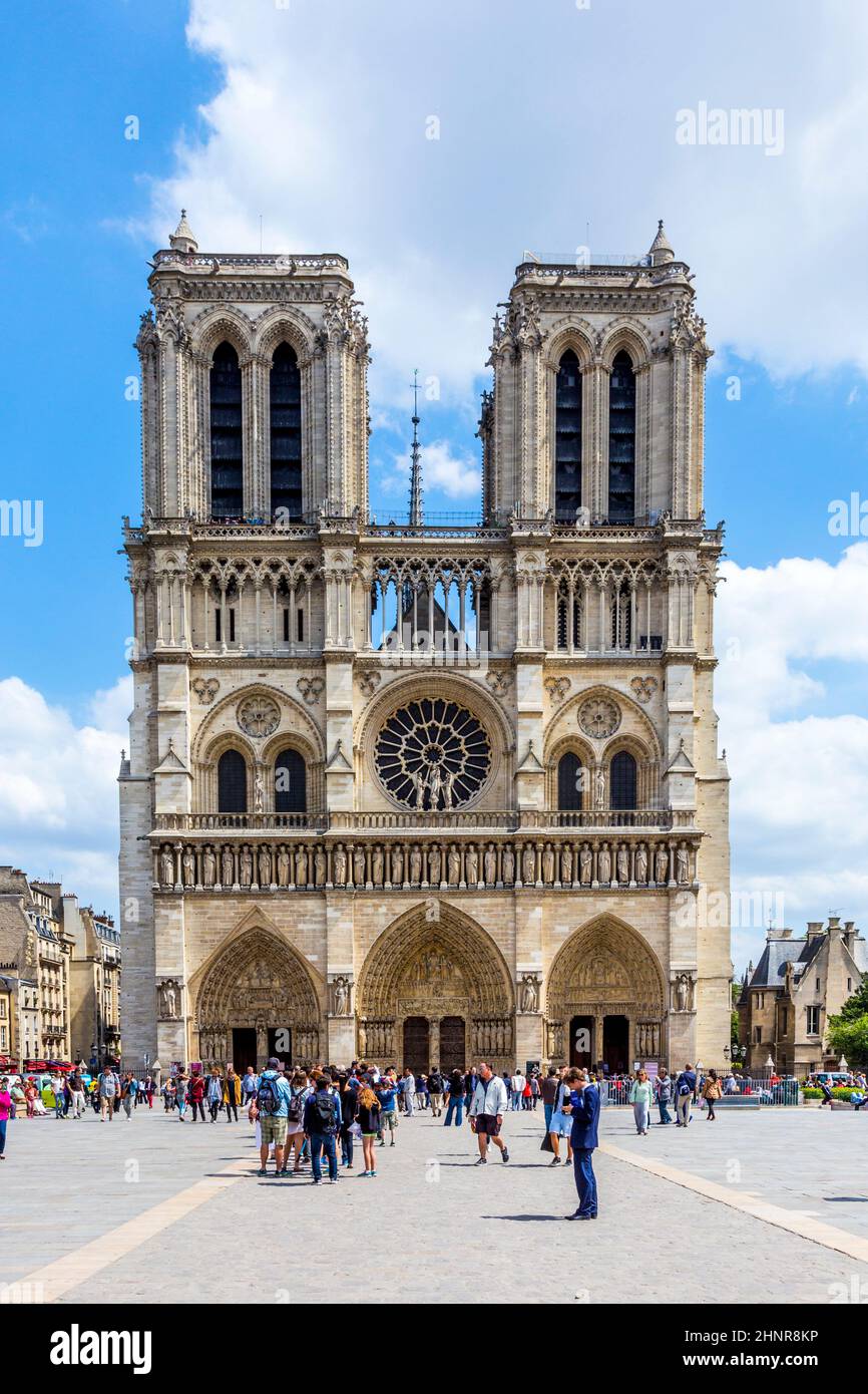 Ingresso della vecchia stazione della metropolitana a Parigi, Francia Foto Stock