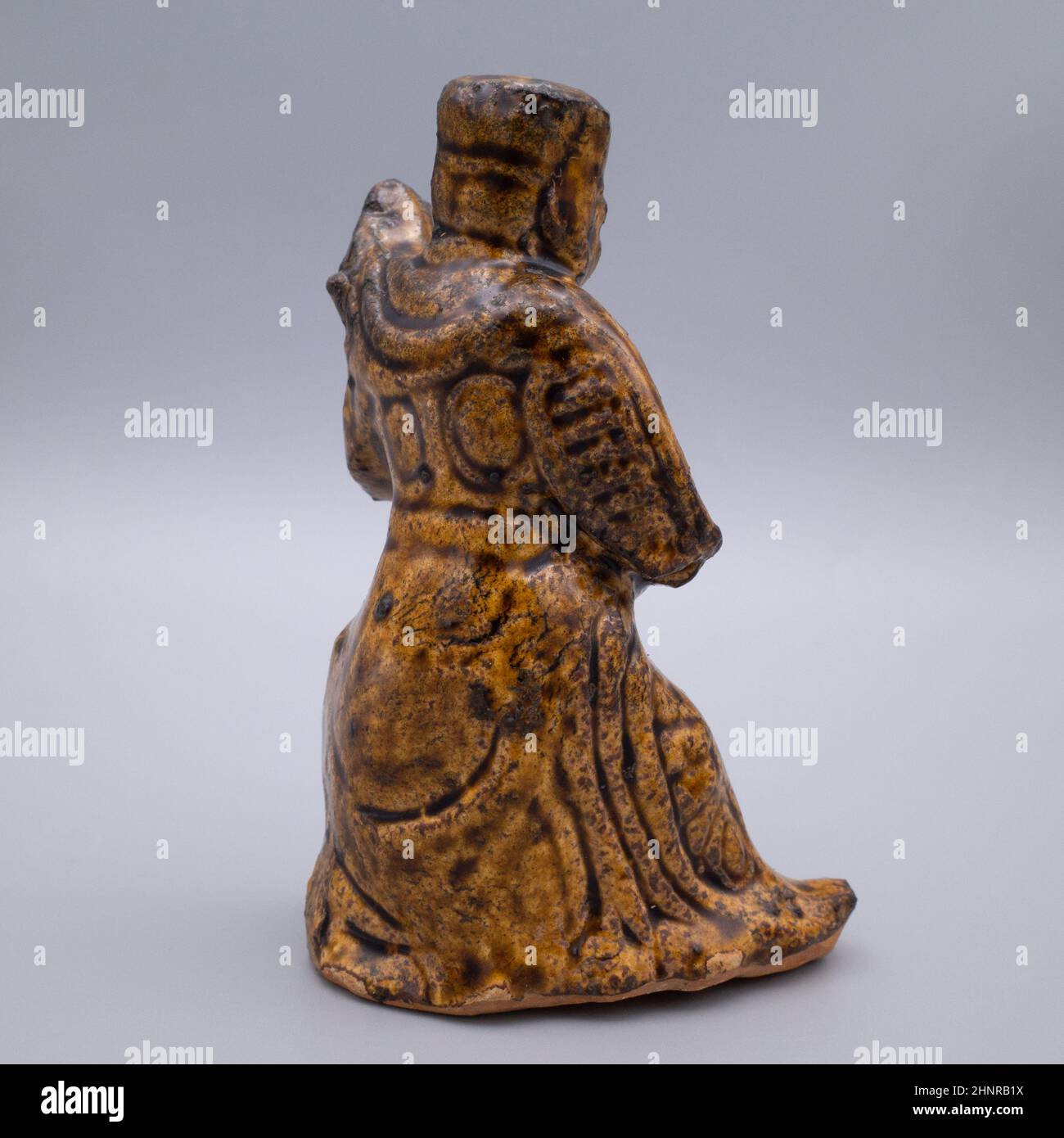 Porcellana cinese smaltata in ambra. Dinastia Liao, 10th-11th secolo Foto Stock