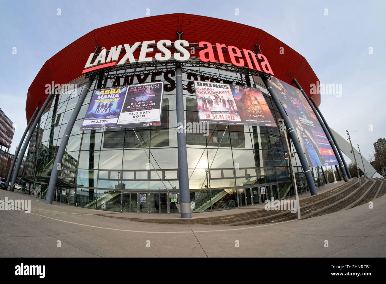 Colonia, Germania - 08 dicembre 2021: lanxess Arena, la sala eventi più frequentata dell'europa continentale Foto Stock