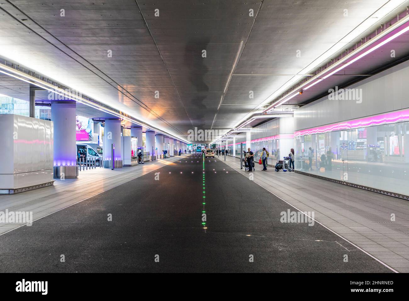 Nuova area di rientro e prelievo all'aeroporto internazionale di Francoforte Foto Stock