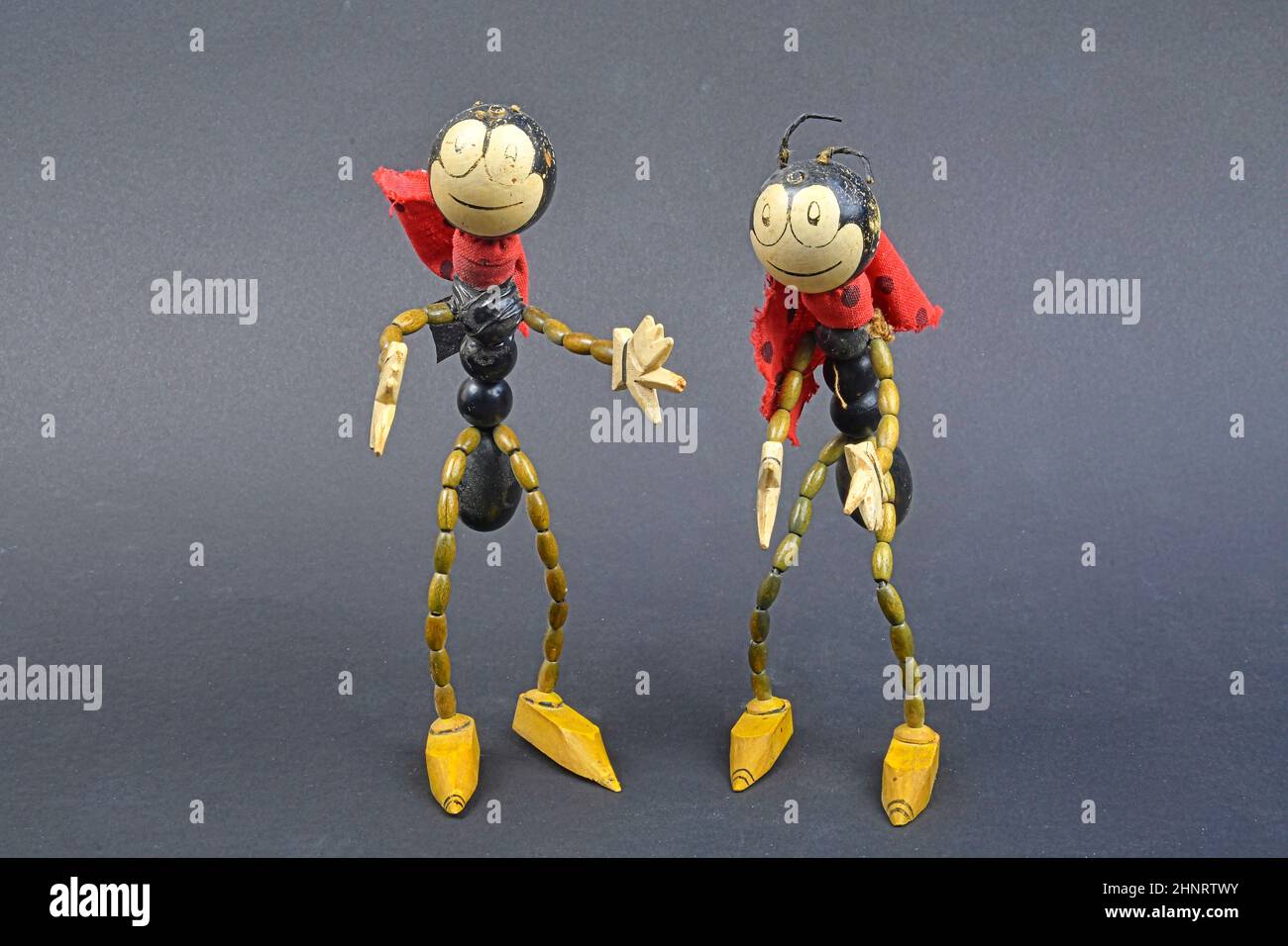 Giocattolo tradizionale ceco Ferda Mravenec. Ferda Mravenec è un fumetto, un personaggio letterario e cinematografico di una formica simpatica che compare nei fumetti e nei libri di Ondrej Sekora e nelle opere audiovisive da essi derivate. Foto Stock