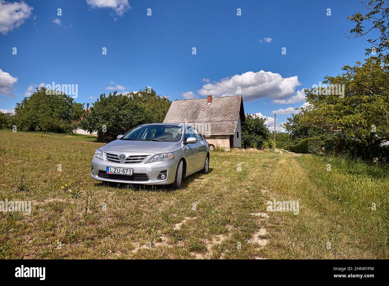 Toyota Corolla in campagna Foto Stock