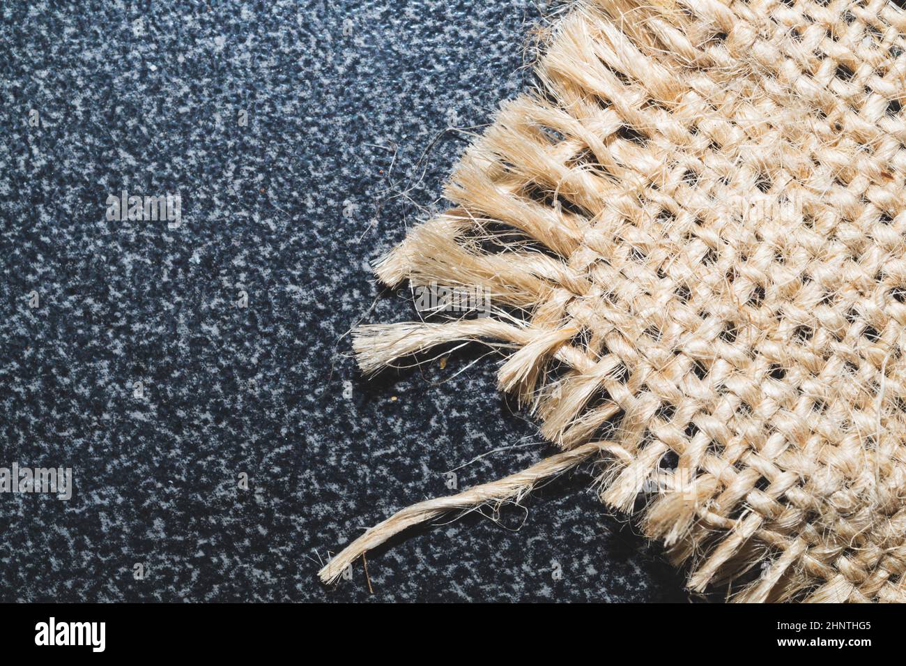 Panno di lino. Materiale di lino. Straccio di sacco primo piano. Spazio di copia Foto Stock