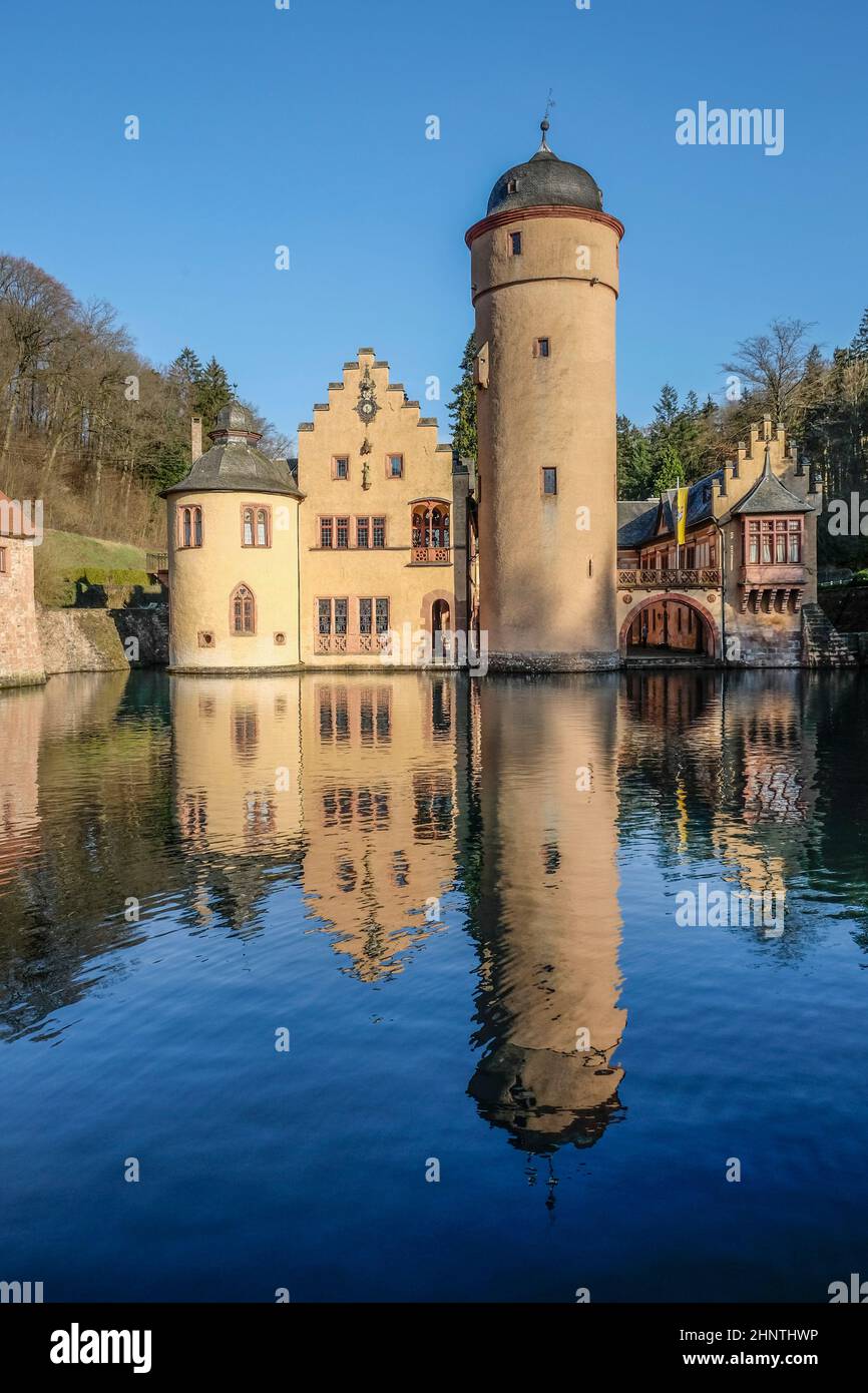 Il Castello d'acqua di Mespelbrunn a Mespelbrunn, Baviera, Germania Foto Stock