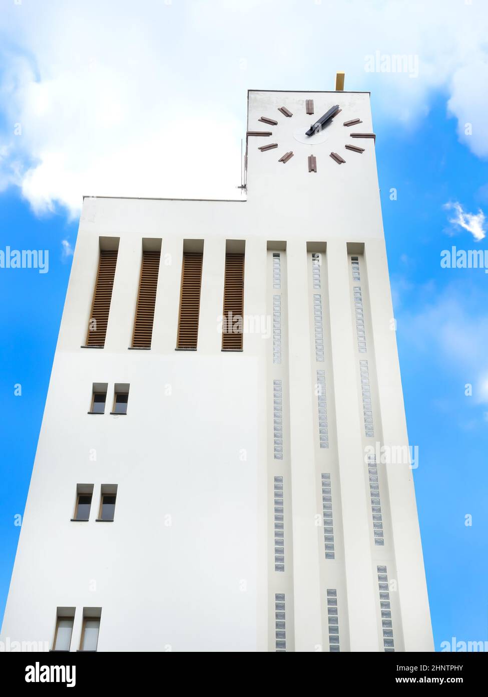 Chiesa evangelica di riconciliazione luterana a Lipsia, Gohlis nello stile del modernismo classico (Bauhaus) basato sul disegno di Hans Heinrich Grotj Foto Stock