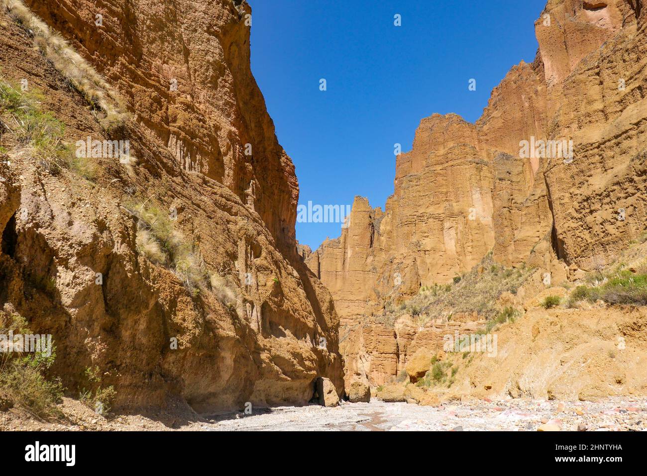 Scenic Valle degli spiriti (Valle de las Animas), Illimani montagna come sfondo, la Paz, Bolivia Foto Stock