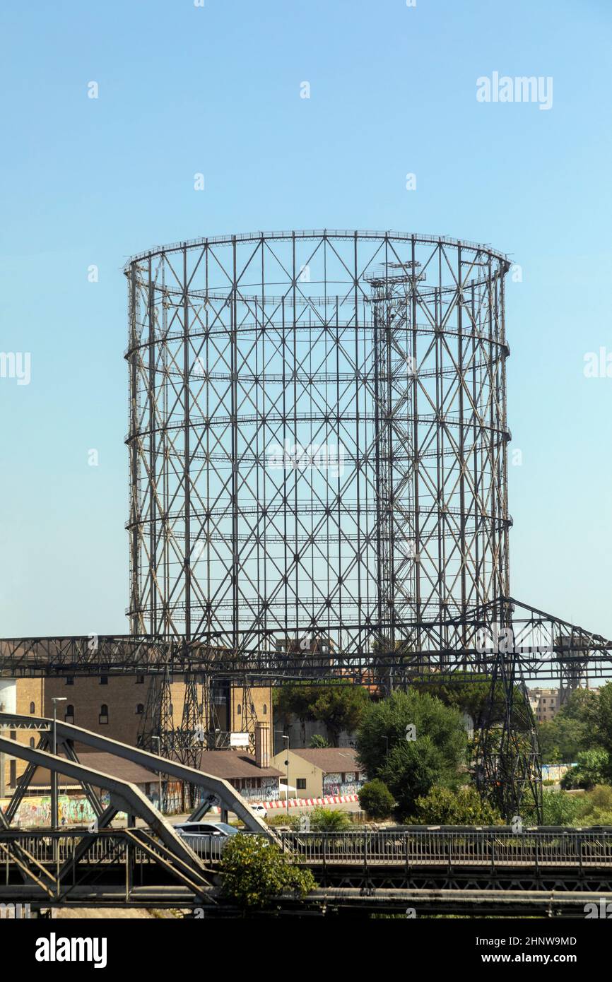 Vecchio distributore di gas a Trastevere a Roma Foto Stock