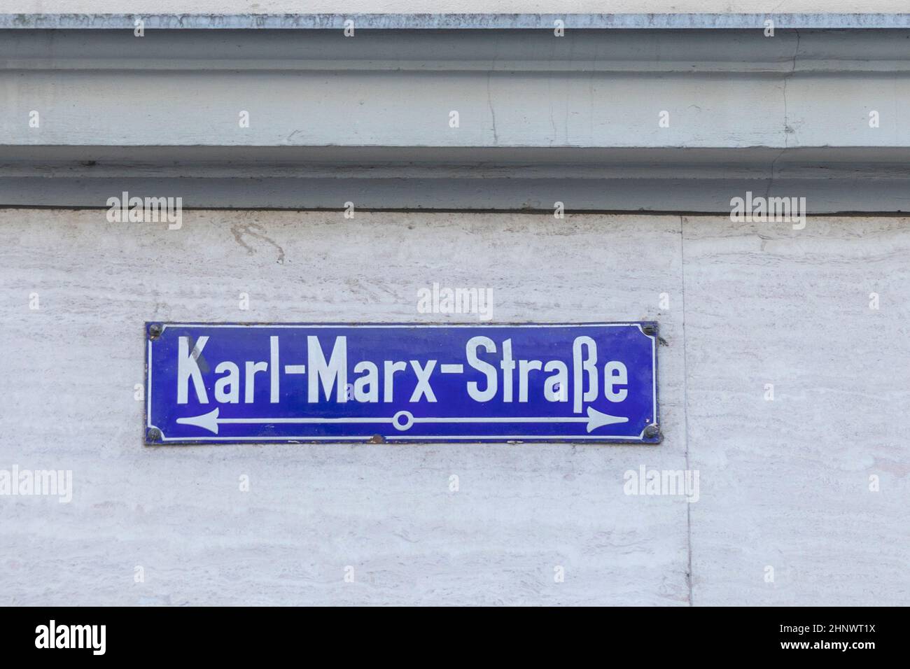 nome della strada Karl marx Strasse a Treviri, la città in cui nacque Karl Marx Foto Stock
