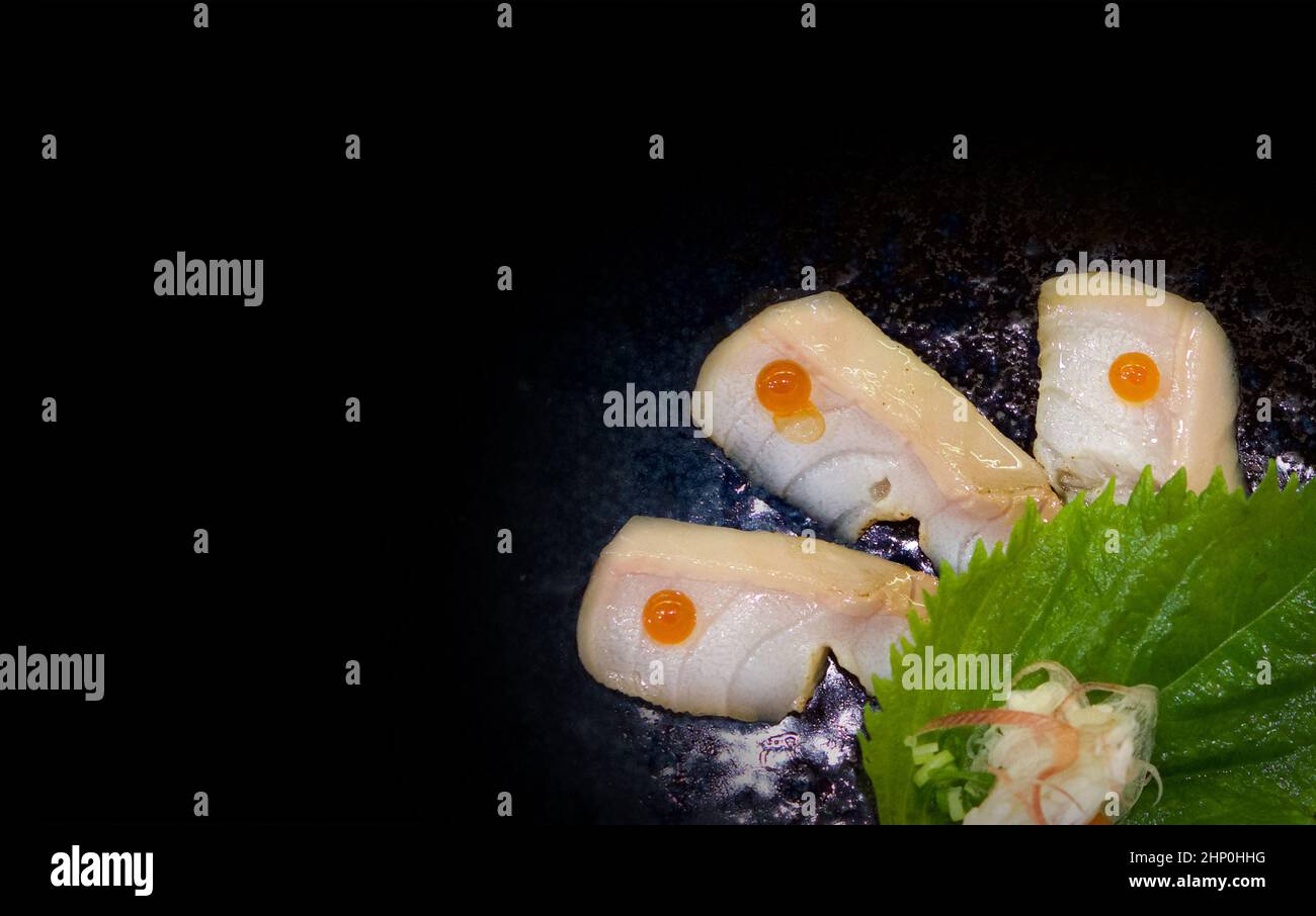 Salmone aburi immagini e fotografie stock ad alta risoluzione - Alamy